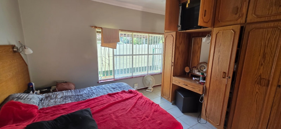 8 Bedroom Property for Sale in Meiringspark North West